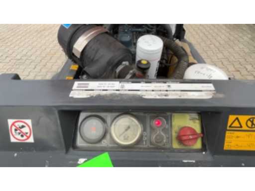 8b301c2f-1ee1-44e8-888f-6b874eef997b.mp4