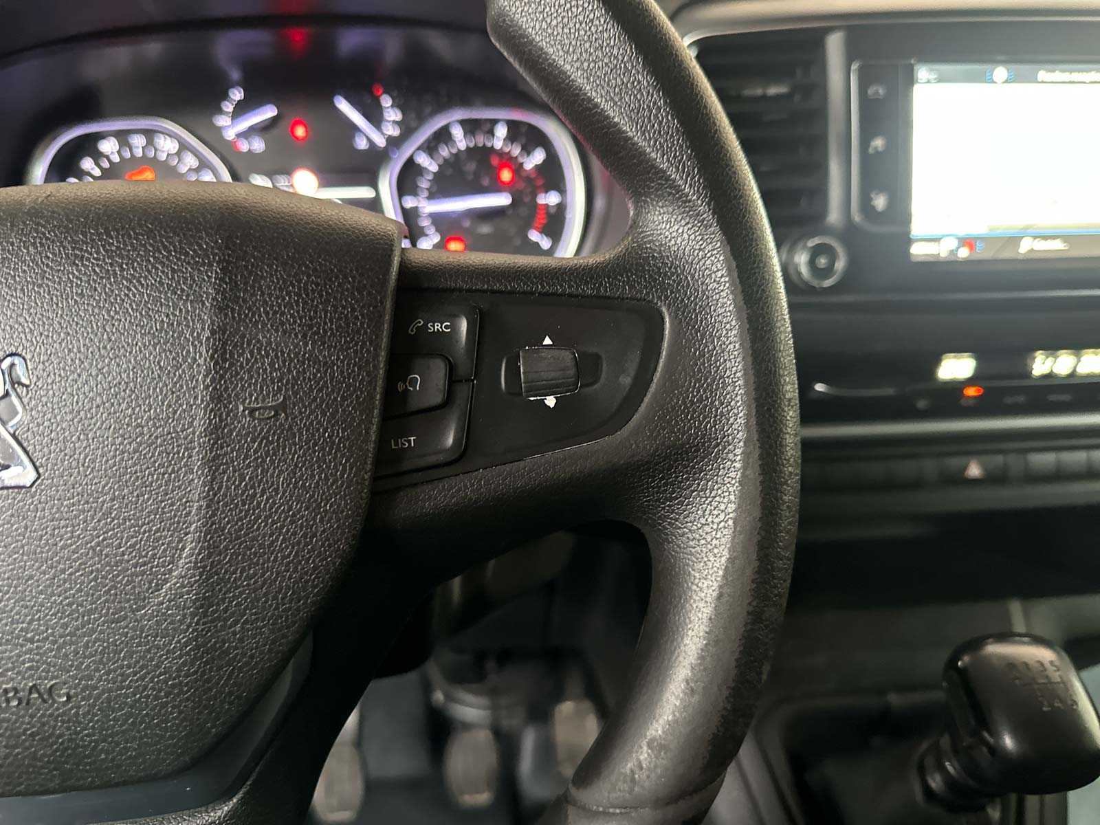 Peugeot Expert Traveller 1.5 9-Sitzer 120 PS 2019