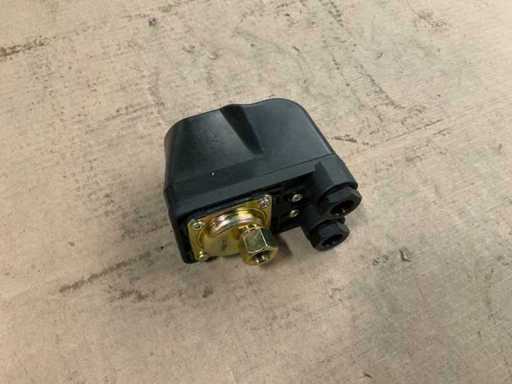 Przełącznik ciśnieniowy