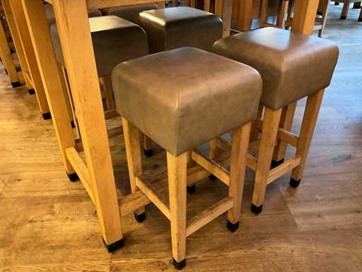 Hutten - Barkruk met lederen zitting (4x)