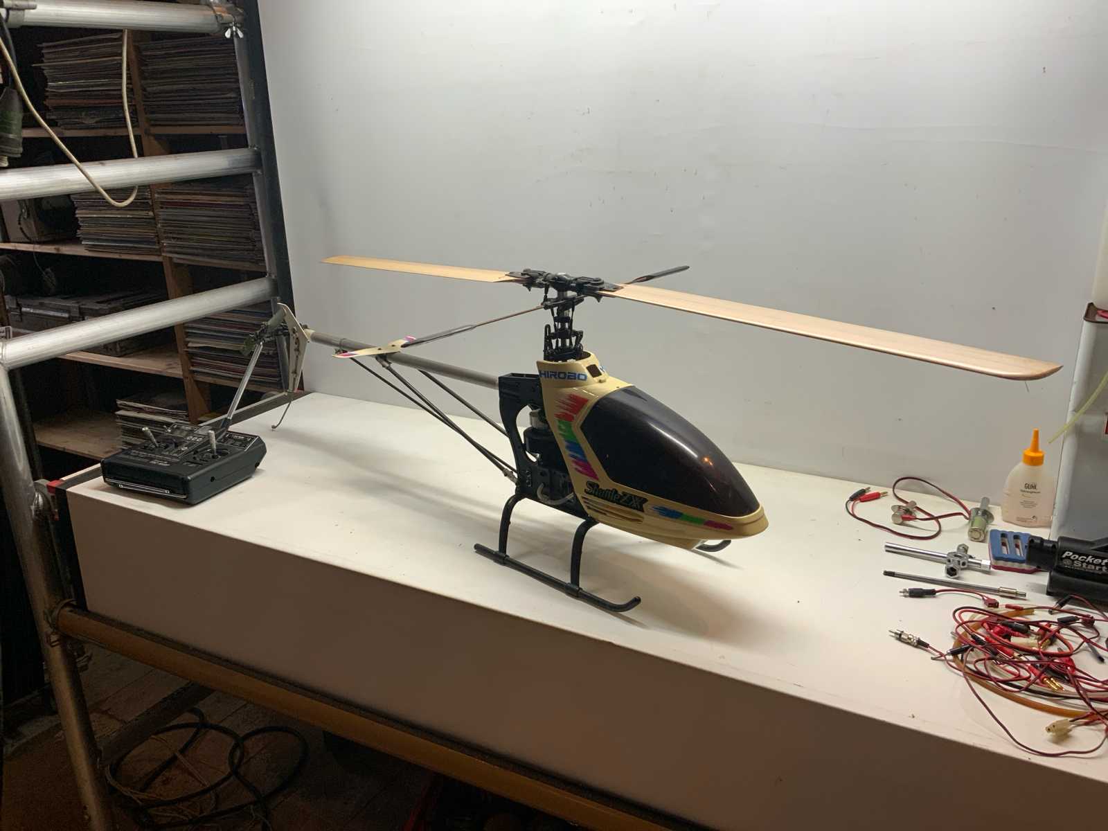 Troc Echange Helicoptere thermique 1/10 hirobo sur