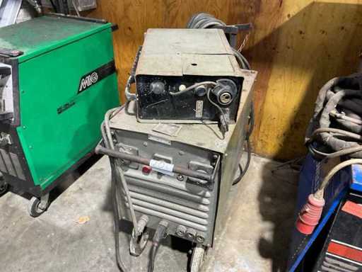 Oerlikon MIG welding machine