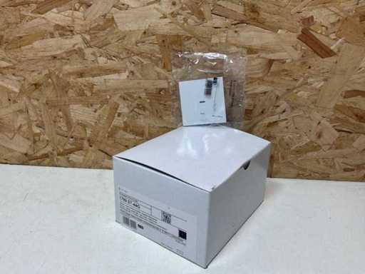 Busch&Jaeger Lot Betriebskippe + Objektivsymbol (122x)