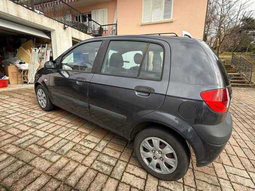 Hyundai Getz 1.4 - Hyundai Getz 1.4 - 23.02.2006 - Limuzină - Mașină