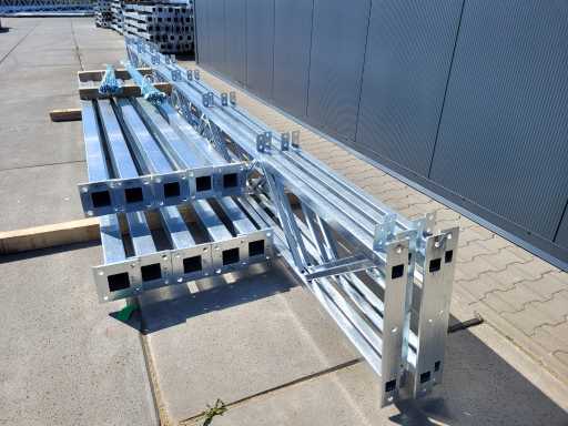 Construc?ii din o?el (7x16 m) (112m2) - 2025