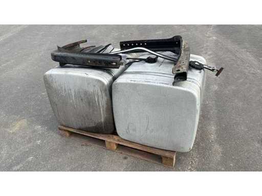 Tank (2x)