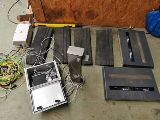 BOSCH - 2018 - TTM 2104 - Scanner for Tire Wear Monitoring