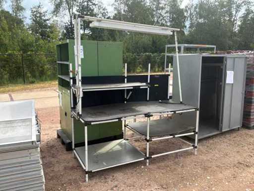 Werkbank en 2 kasten