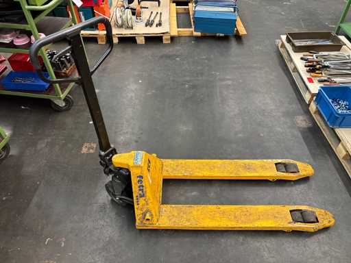 FETRA Hand Pallet Truck