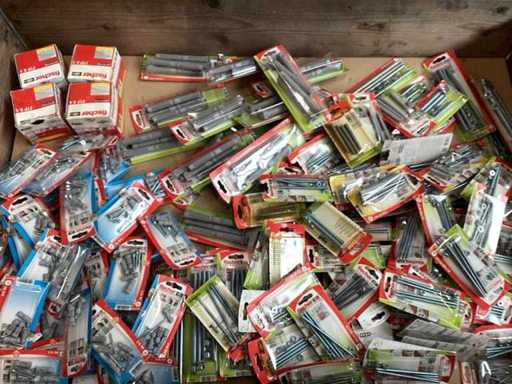 FISCHER Mix Lots verschiedene Befestigungselemente (172x)