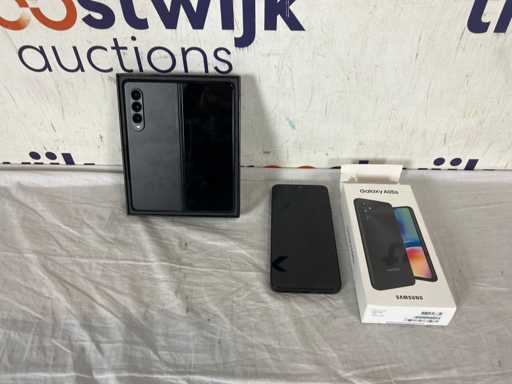 Samsung Galaxy A05s | Samsung Galaxy Z Fold3 