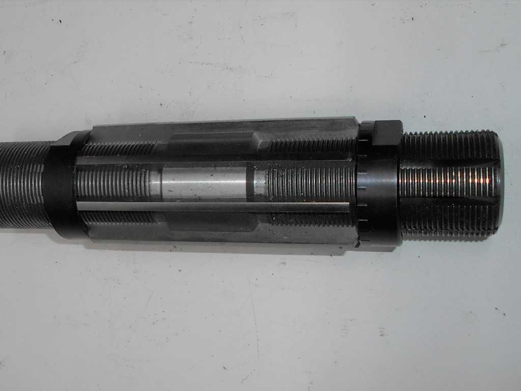 Adjustable - Drilling tools / reamers