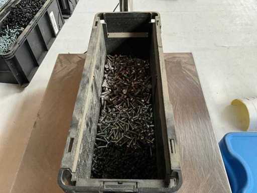 Würth 4.54kg Assorted screws in stackable container
