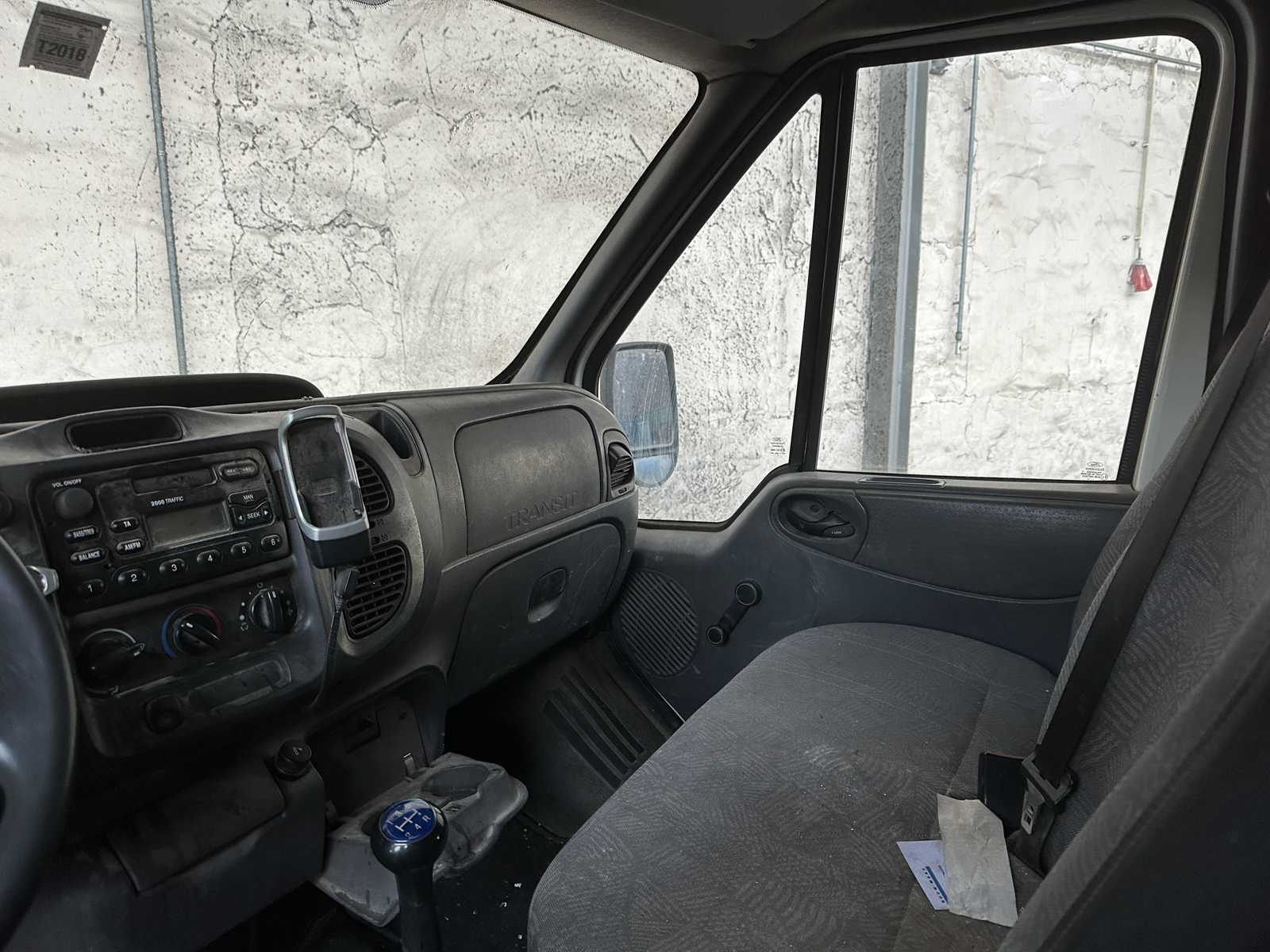 Ford Transit 260S 2.0TDdi 86PK 2003, 33-BK-DB