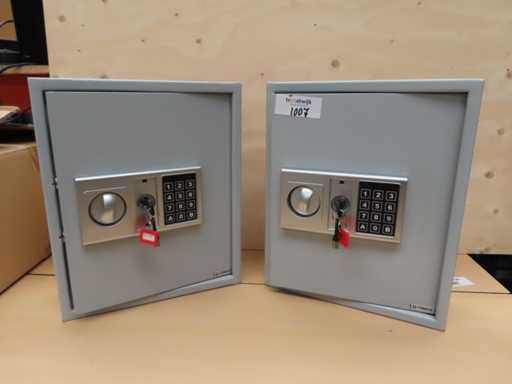 Electric key safe (2x)