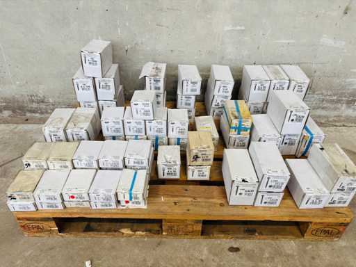 VYNEX – (X70-Boxen) Schrauben – verzinkter Stahl – verschiedene Köpfe, Durchmesser und Länge