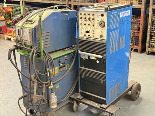   2 mașini de sudură