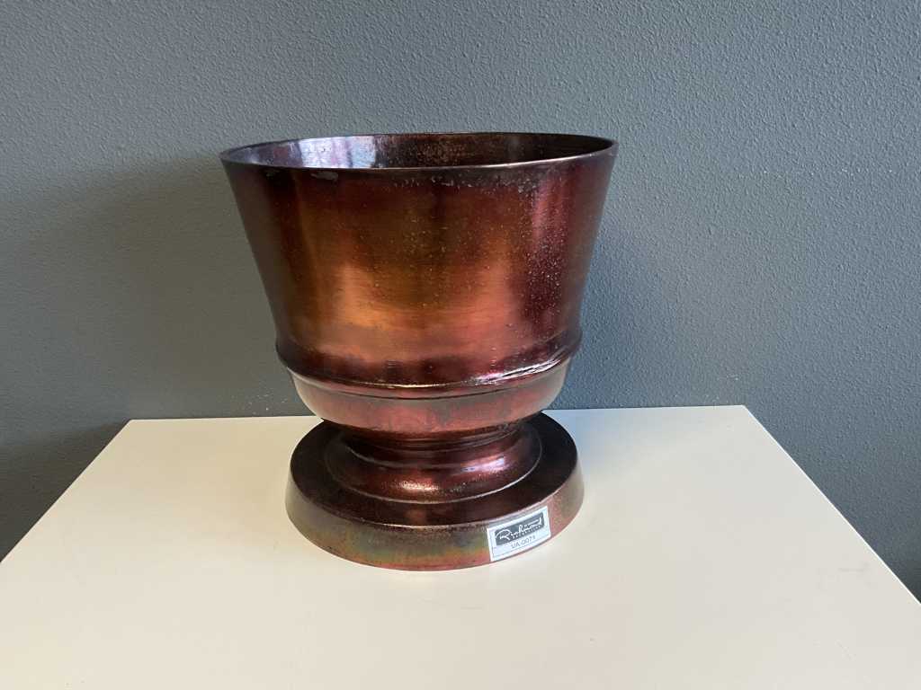 Richmond Quinn Vase aus Kupfer
