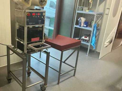 RETON RT-59LF Tray Sealing Machine -Vacuum