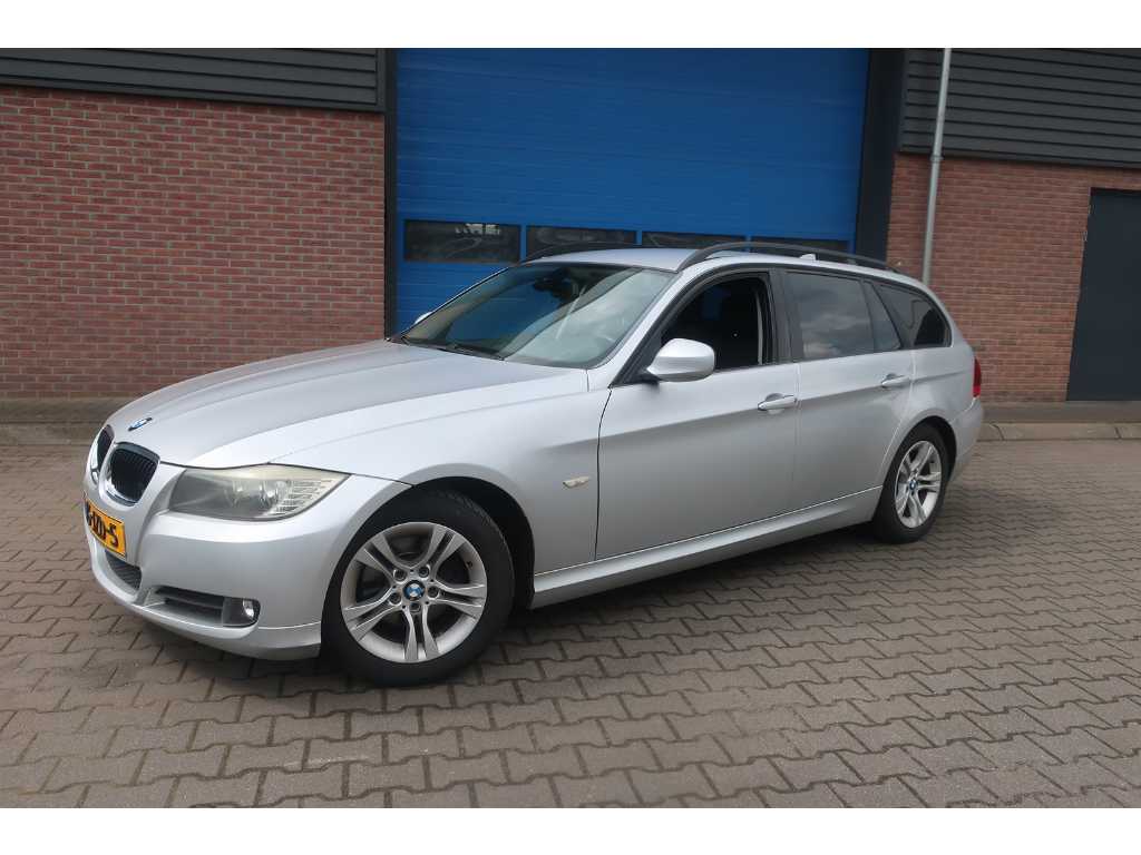 BMW Serie 3 Touring 316i Business Line, 16-JZD-5