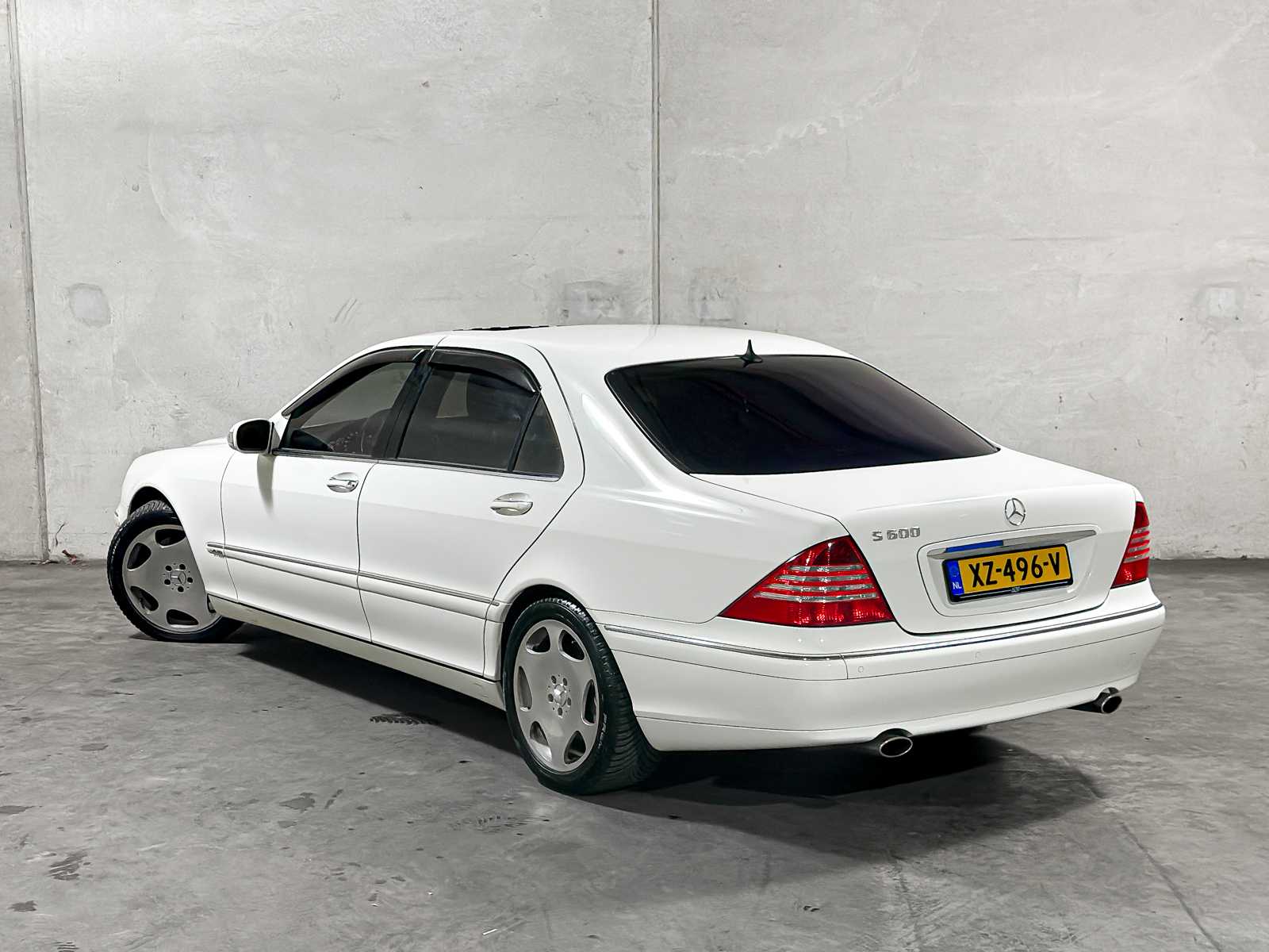 Mercedes-Benz S600 Lang 5.5 V12 500pk 2006, XZ-496-V Youngtimer