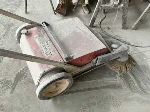 Hako Flipper Sweeper