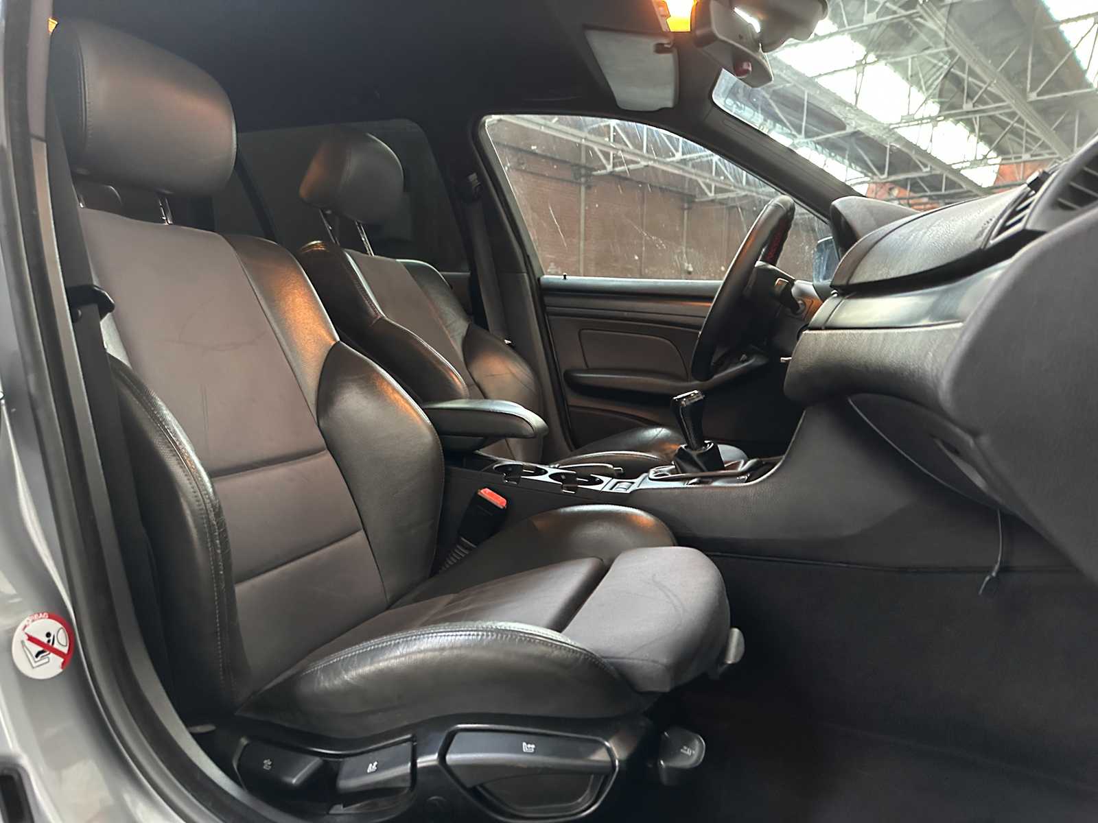 BMW 318i Touring Special Exec. 3er-Serie 141 PS 2003, 65-NJ-VL