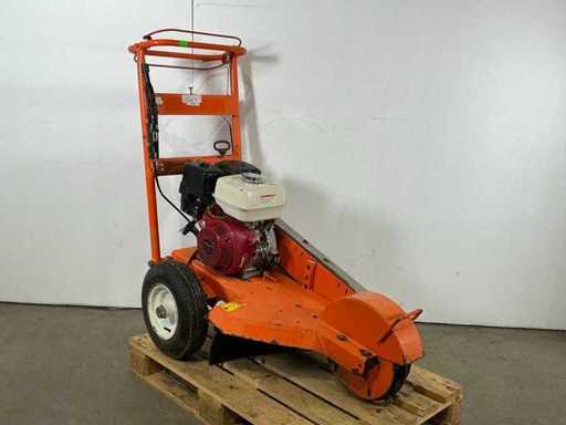 2018 Dosko 337-13H Stump Shredder 13hp