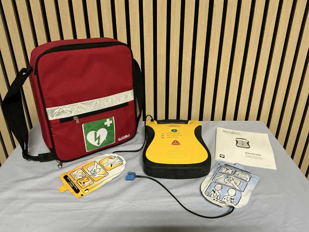 Defibtech Lifeline AED AED