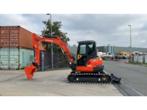 dc824b95-9cdd-4346-be17-24fe7a126e57.mp4