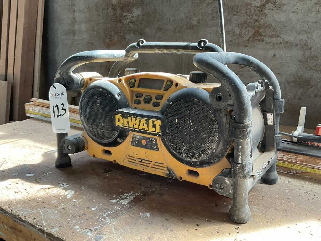 DeWalt DC011 Radio budowlane