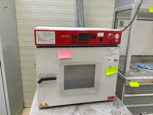 2011 BINDER 9110 0200 MDL 215 Umluft Trocken und Wärmeschrank