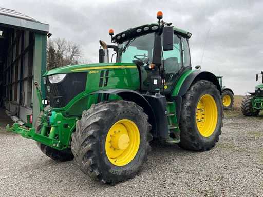 2020 John Deere 6R250 Vierwielaangedreven landbouwtractor