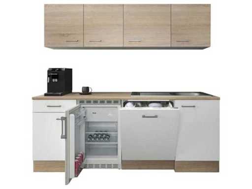 Liam - Kitchen including appliances