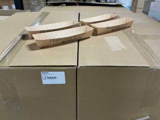 Partij frikandel bakjes ‘buitengewoon genieten’ (14850x)