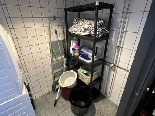 Étagères en plastique