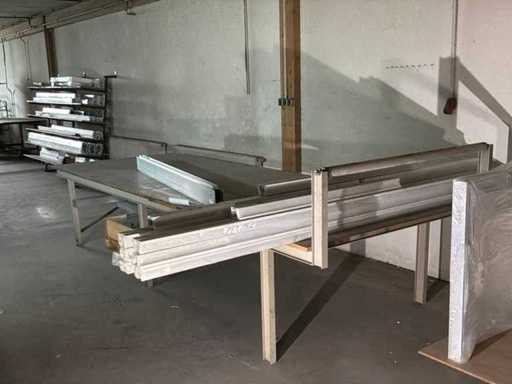 Werkstattmöbel und Aluminiummaterial