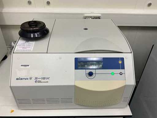 Centrifugă frigorifică SIGMA 3-18 K