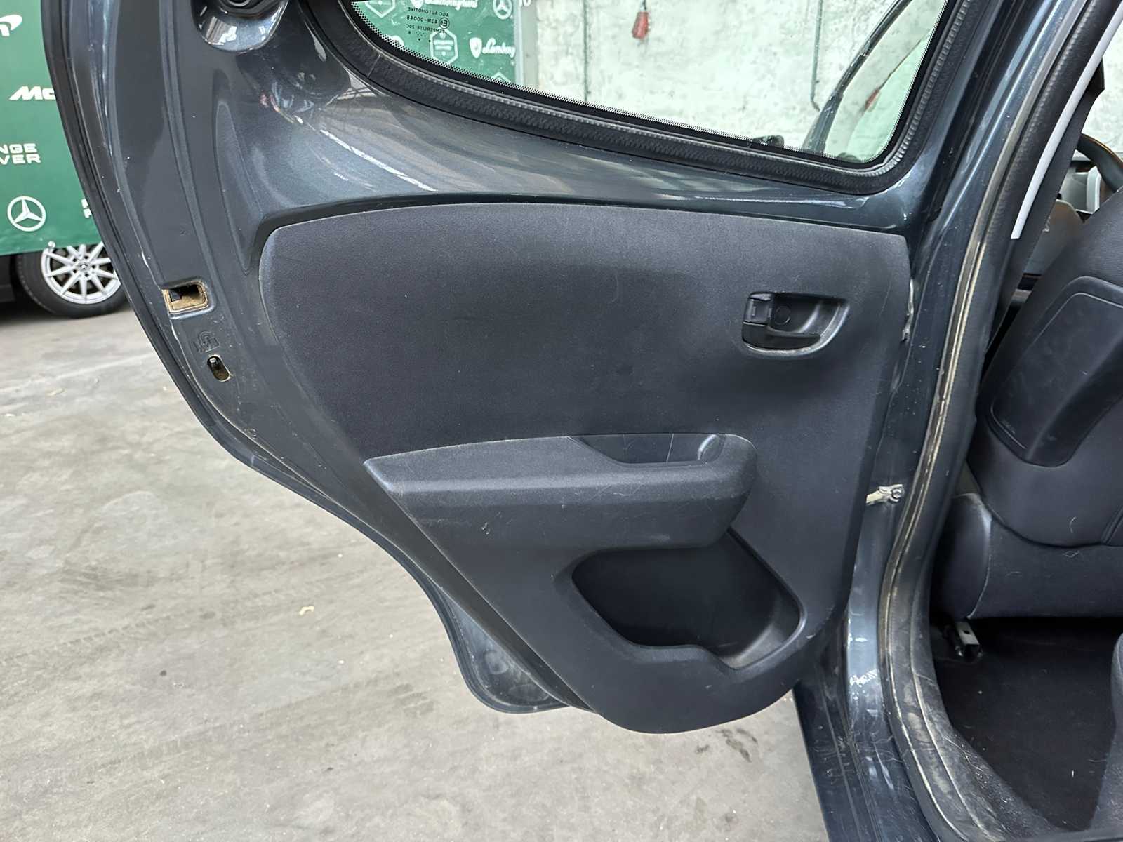 Peugeot 108 1.0 e-VTi Active 69pk 2018, SL-329-L