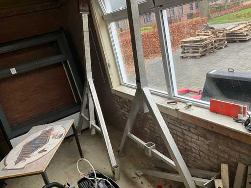 Aluminum scaffolding/platform supports