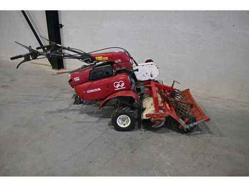 Honda F810 Macchina utensile agricola con ermore a disco e rullo smicolatore