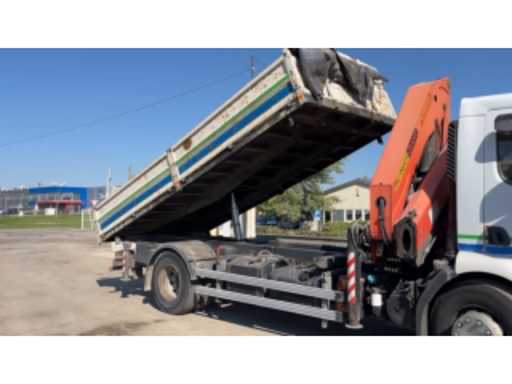 4ed1f333-c37a-4ae2-85ac-0d89a1a40c01.mp4