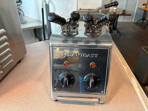 2022 Milan Toast - 7000 - Tosti ijzer