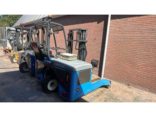 Moffett - 2009 - M4 20.1 - Chariot élévateur monté sur camion