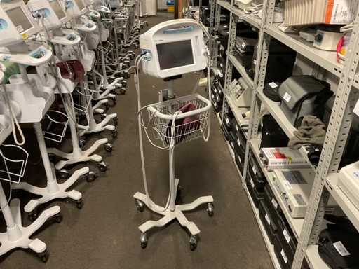 WelchAllyn Vital Signs 6000 series Patient Monitor