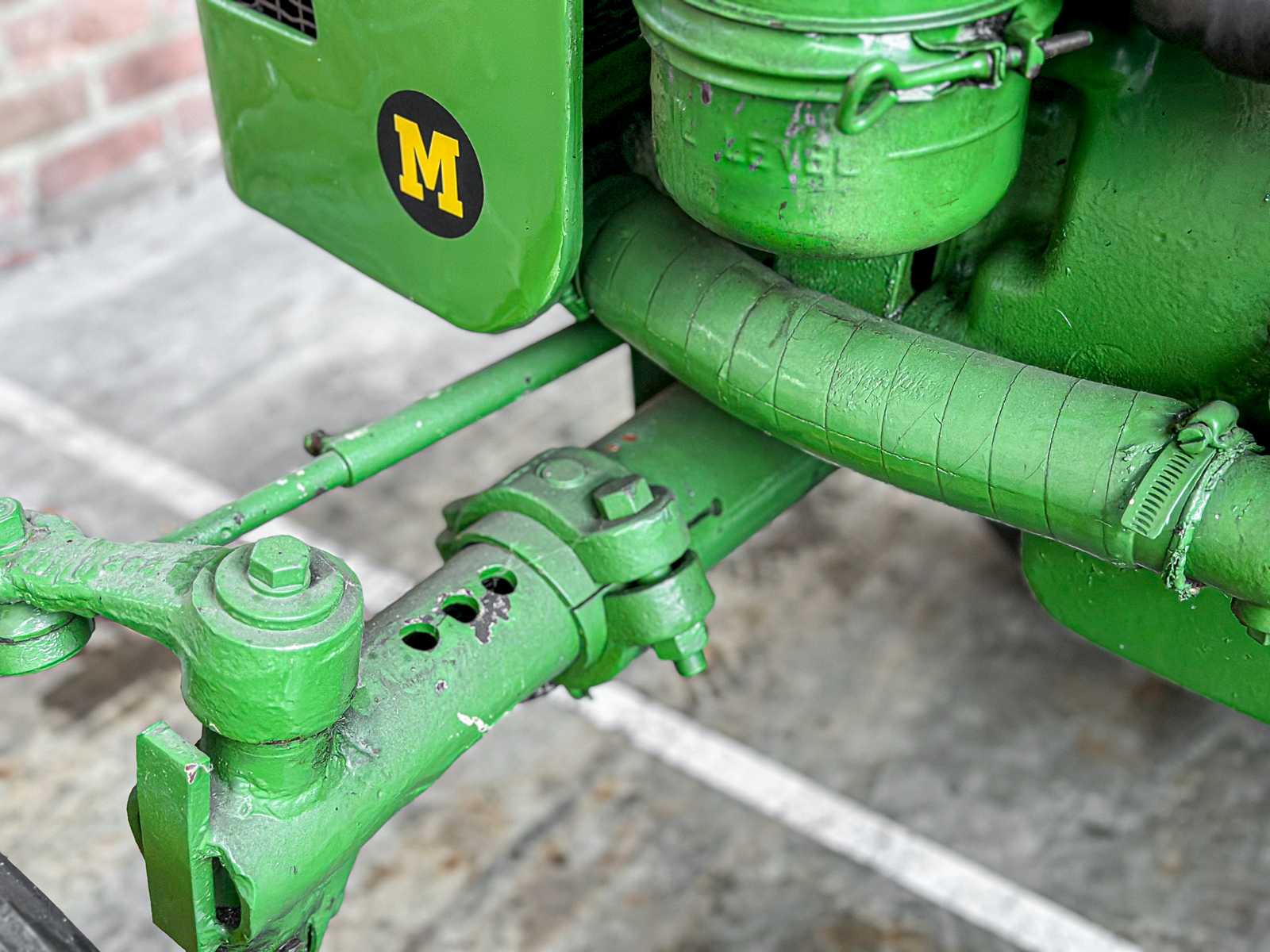 John Deere Model M 2-Cilinder 20pk 1952 Trekker Olditmer