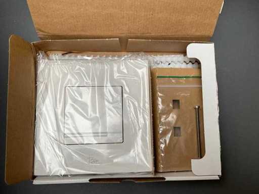 Ben Urinal-Kontrollpanel