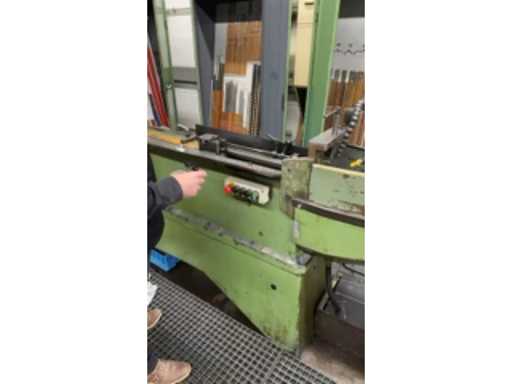 c589842e-2b40-4007-83a4-43ac9db406bb.mp4