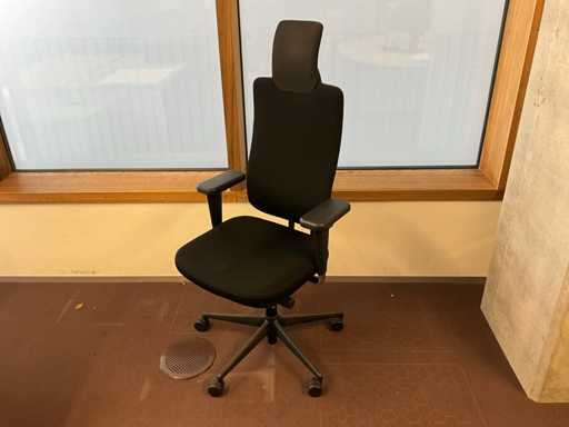 Vitra Headline Ergonomic design office chair