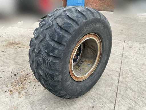 Goodyear UNISTEEL 630/55 R26